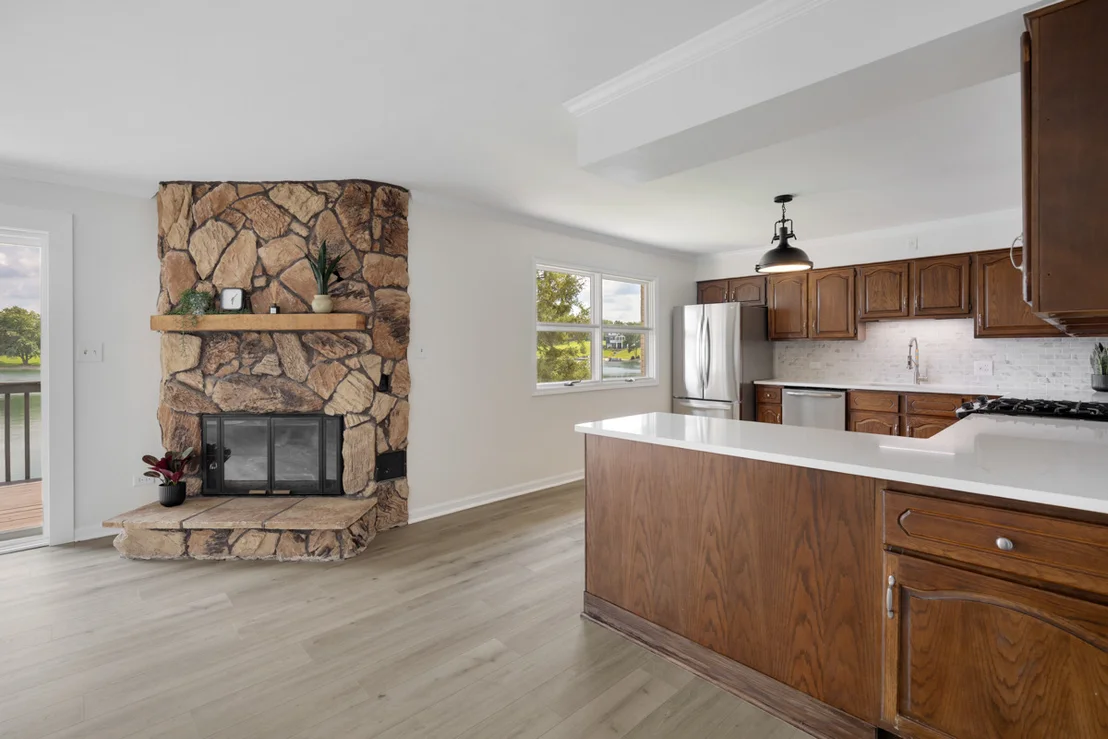 Photo of 2720 N Bayview Lane