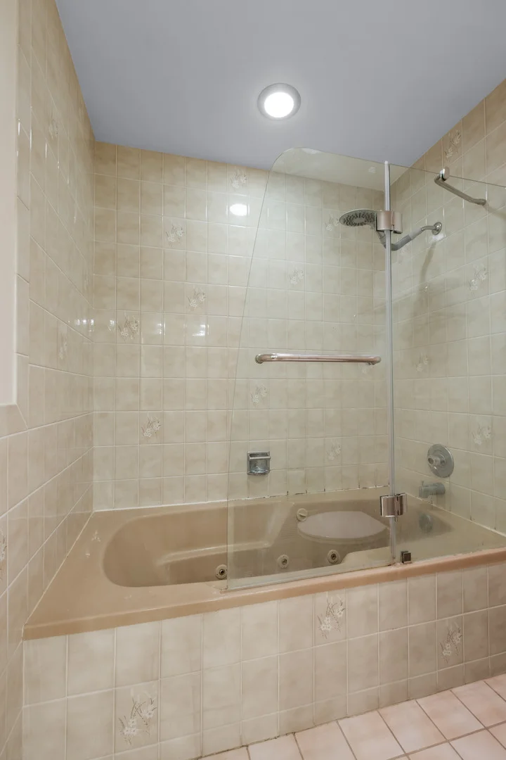 Photo of 559 Hillside Drive