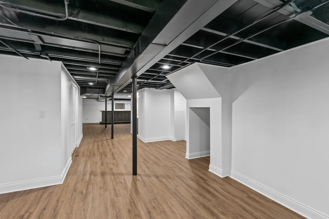 Photo of 1020 W 108th Place