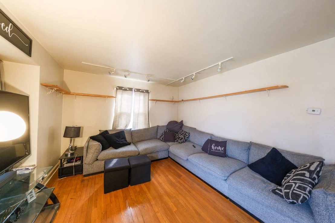 Photo of 17702 Community Street