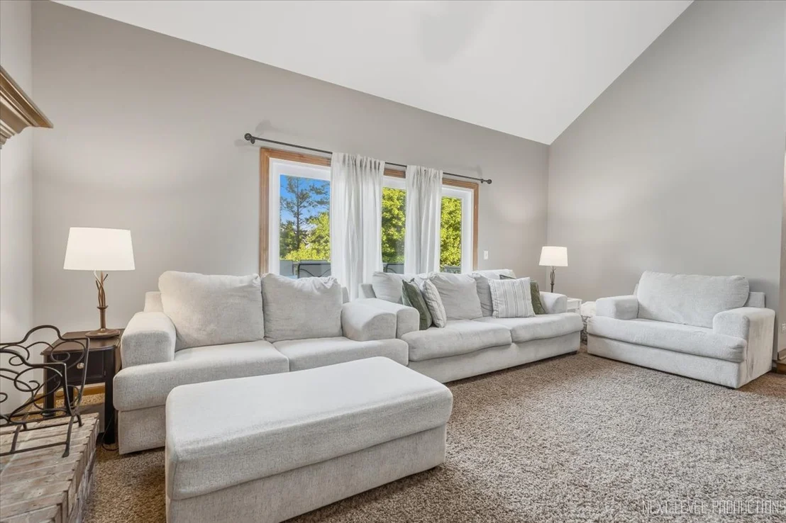 Photo of 2541 Cheshire Drive