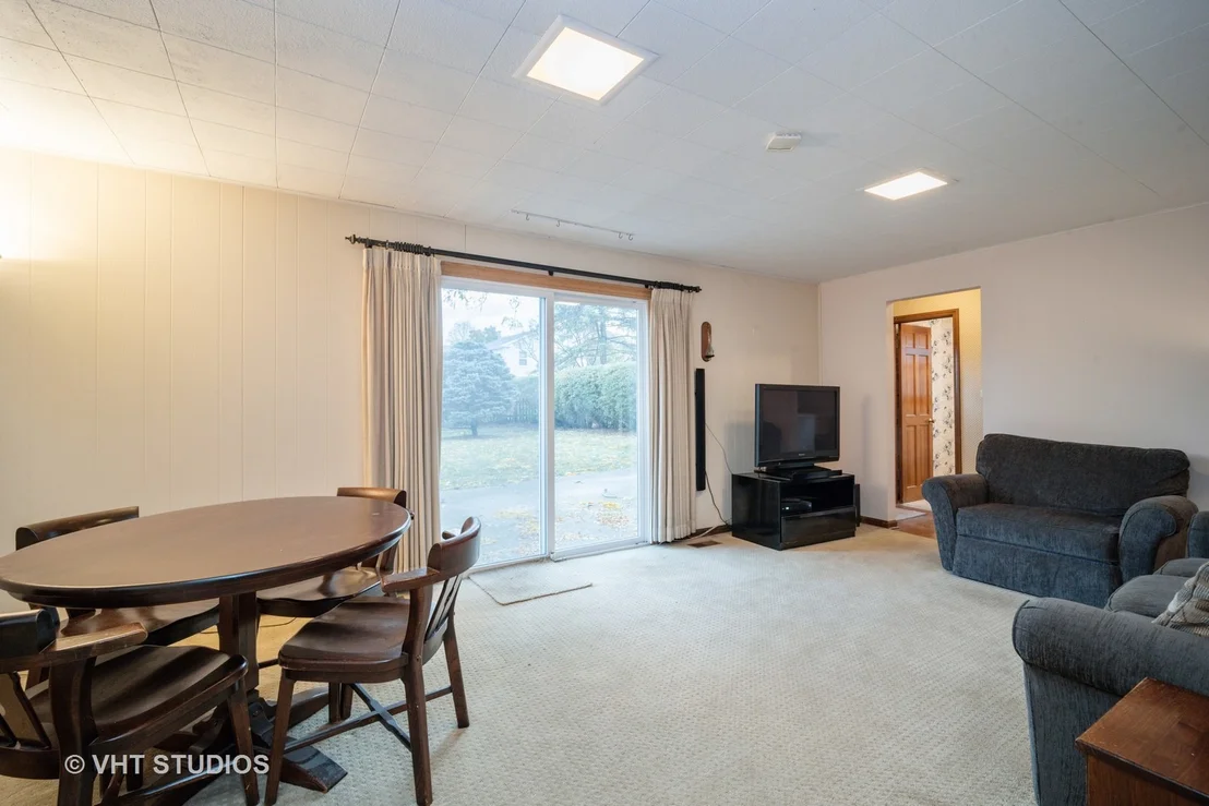 Photo of 3849 Crestwood Drive