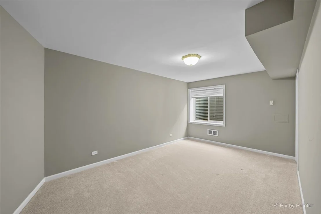 Photo of 341 Foxford Drive