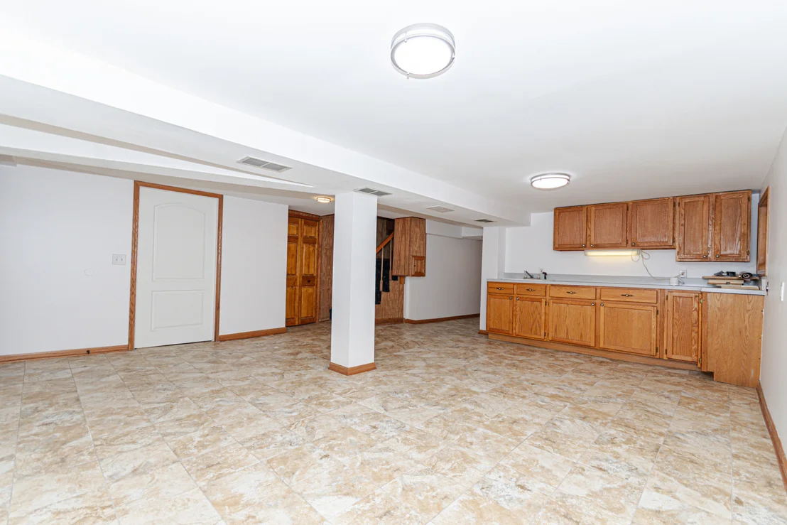 Photo of 5253 W Wrightwood Avenue