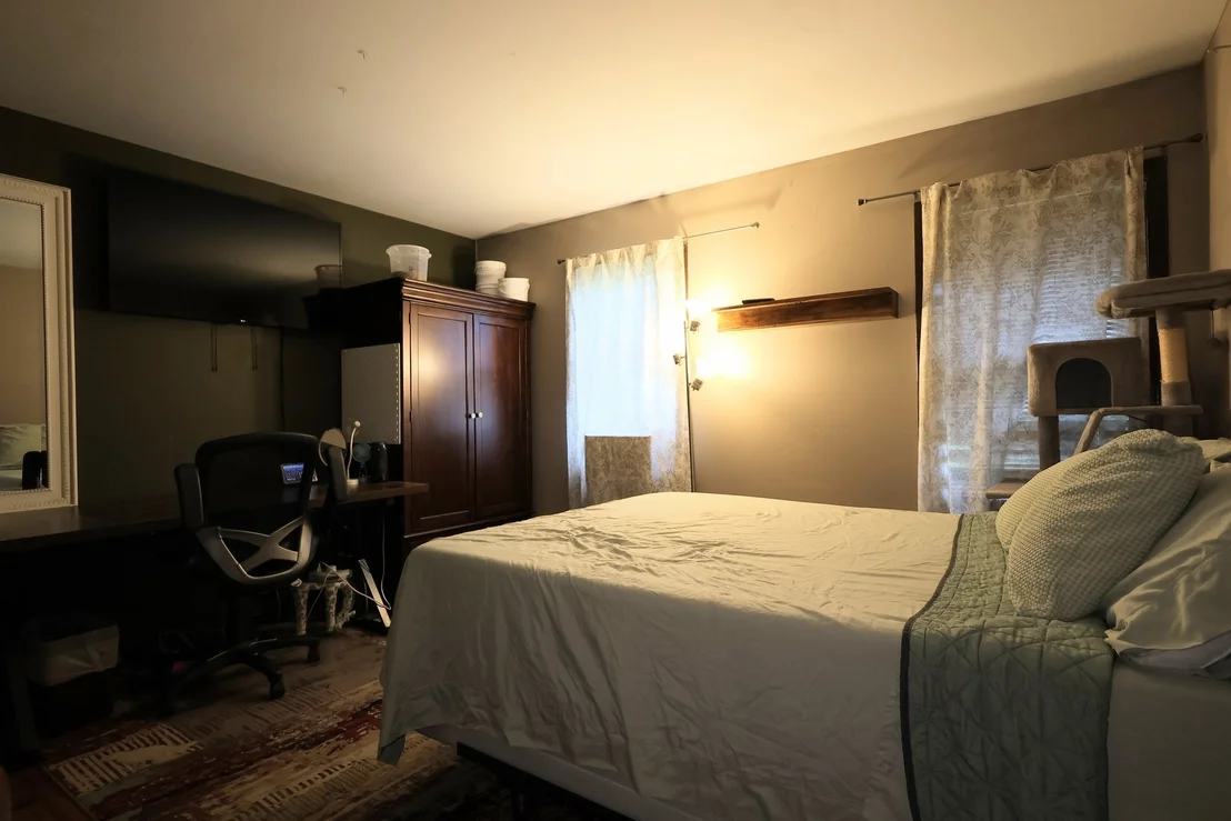 Photo of 2166 Jordan Lane