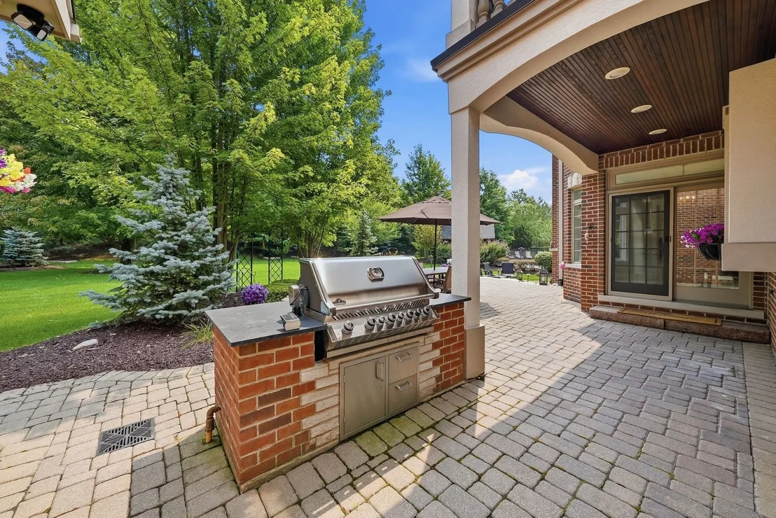 Photo of 105 Forest Edge Drive