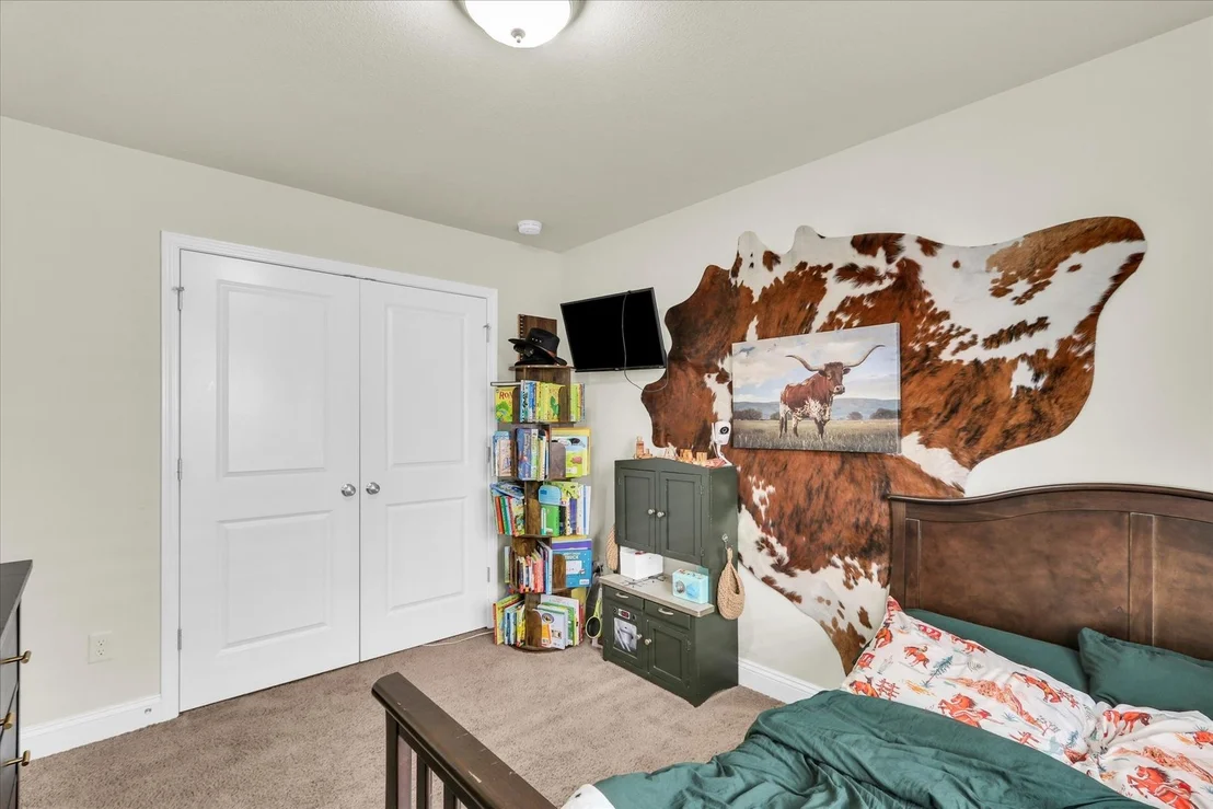 Photo of 407 Bardeen Lane