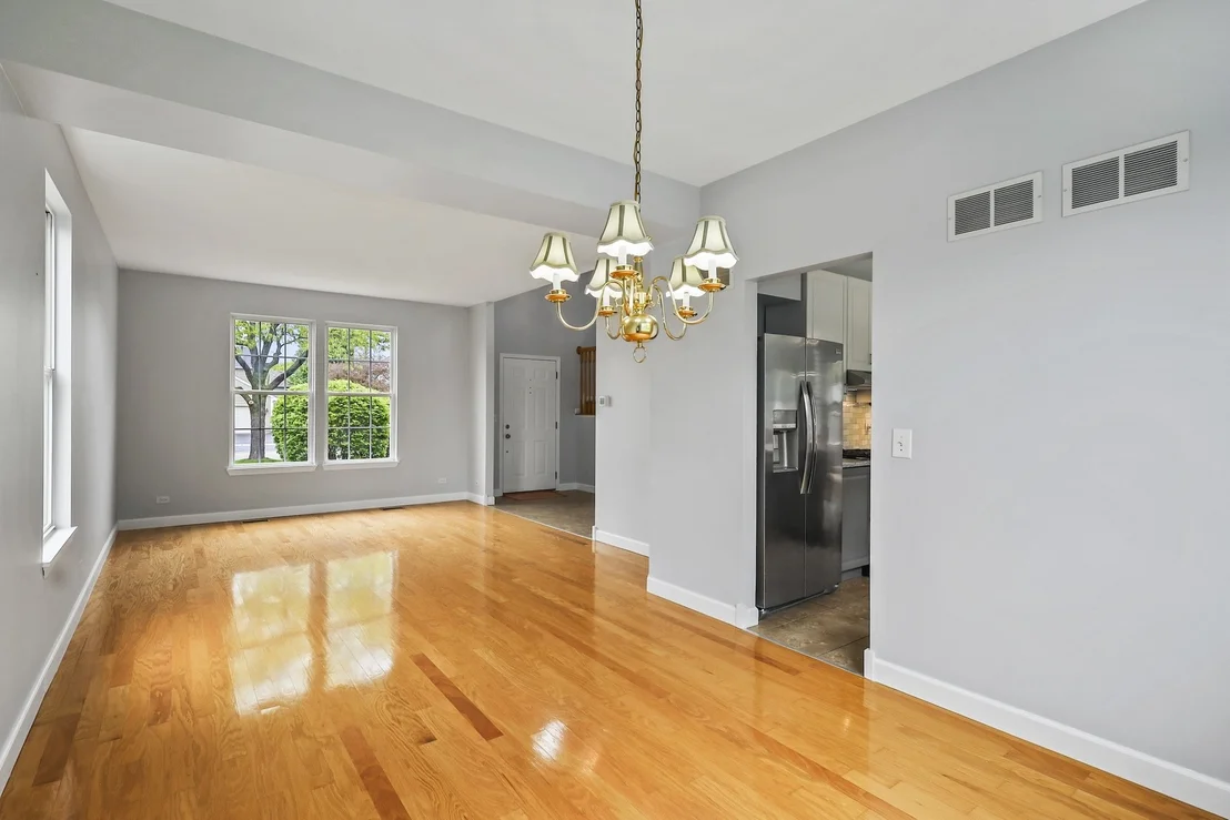 Photo of 2455 Emerson Lane