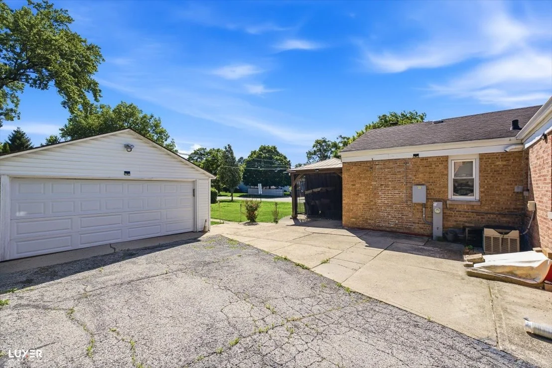 Photo of 600 W Bob O Link Road