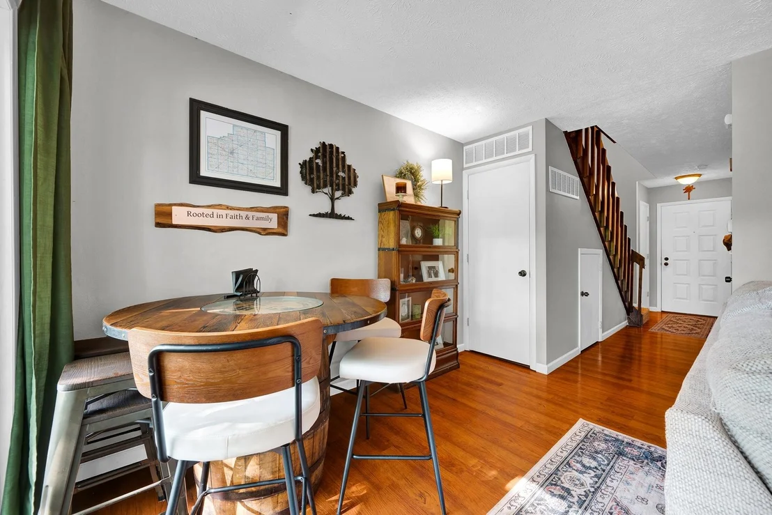 Photo of Unit 21 at 903 N Linden Street