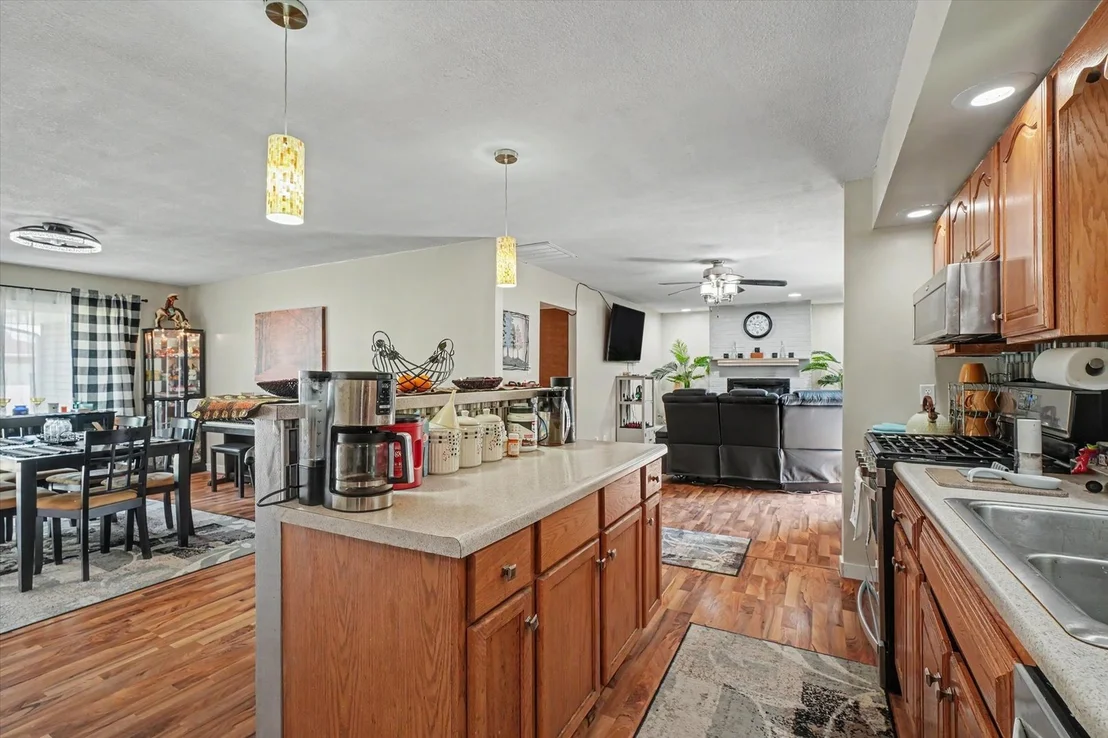 Photo of 1044 Pinecrest Drive