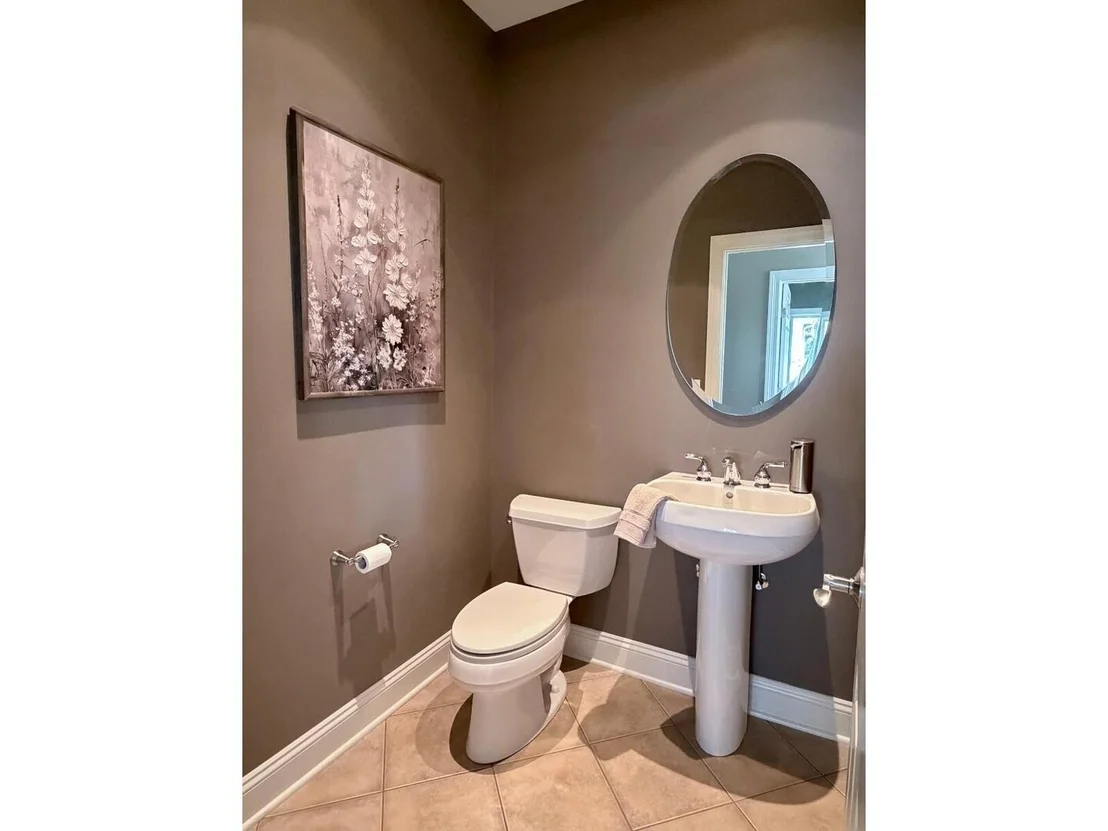 Photo of 2307 Red Oak Lane