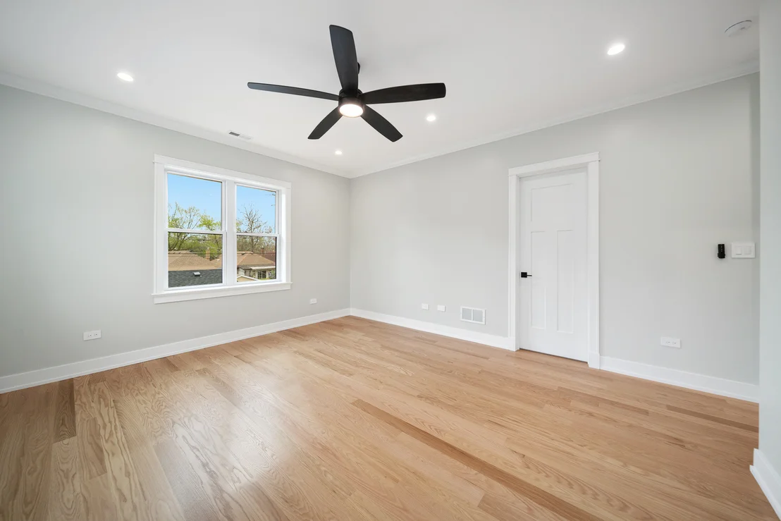 Photo of 5347 N Bernard Street