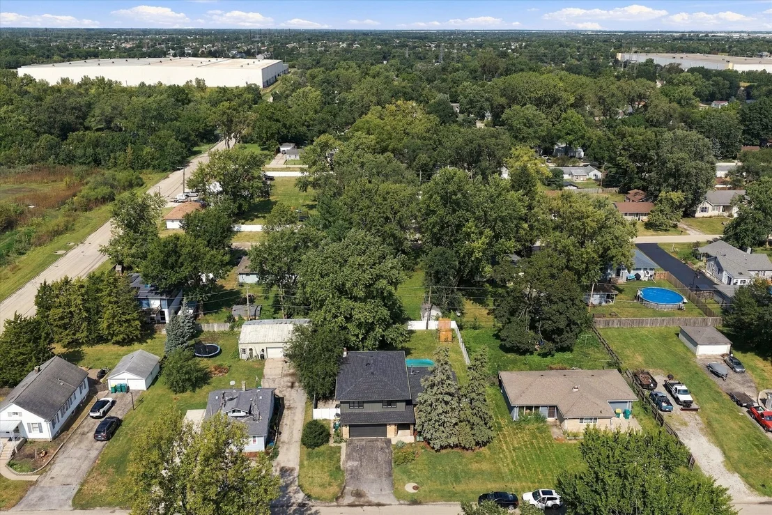 Photo of 2437 Grape Street