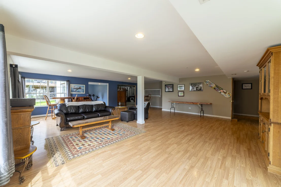 Photo of 16453 LAKESIDE Drive