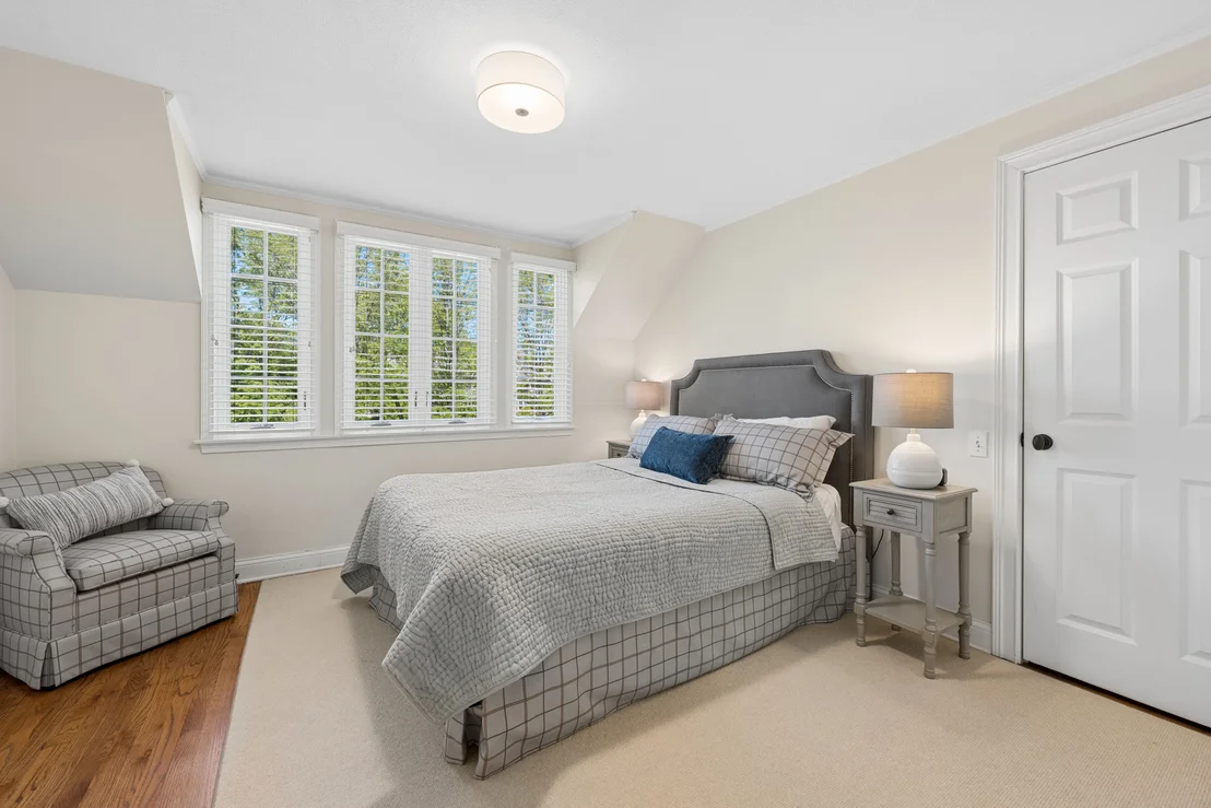 Photo of 936 Sunset Road
