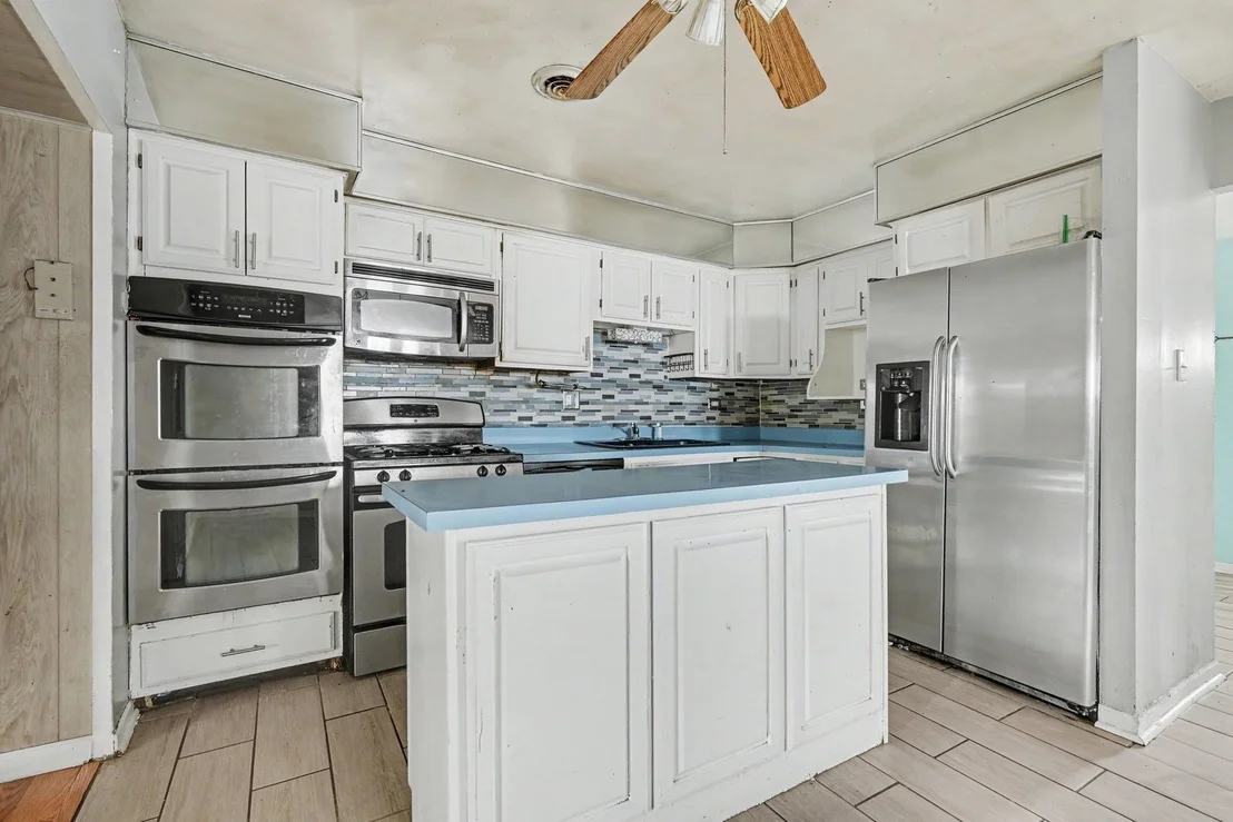 Photo of 530 Forest Way