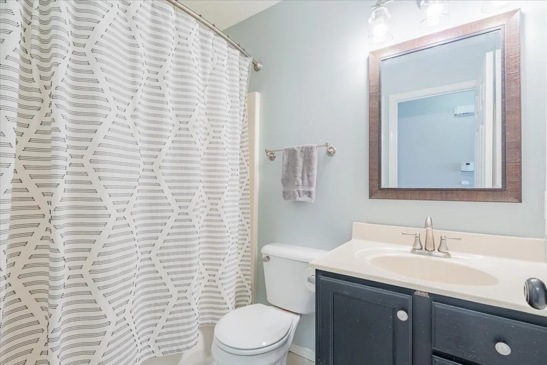 Photo of 32 Parkshores Drive