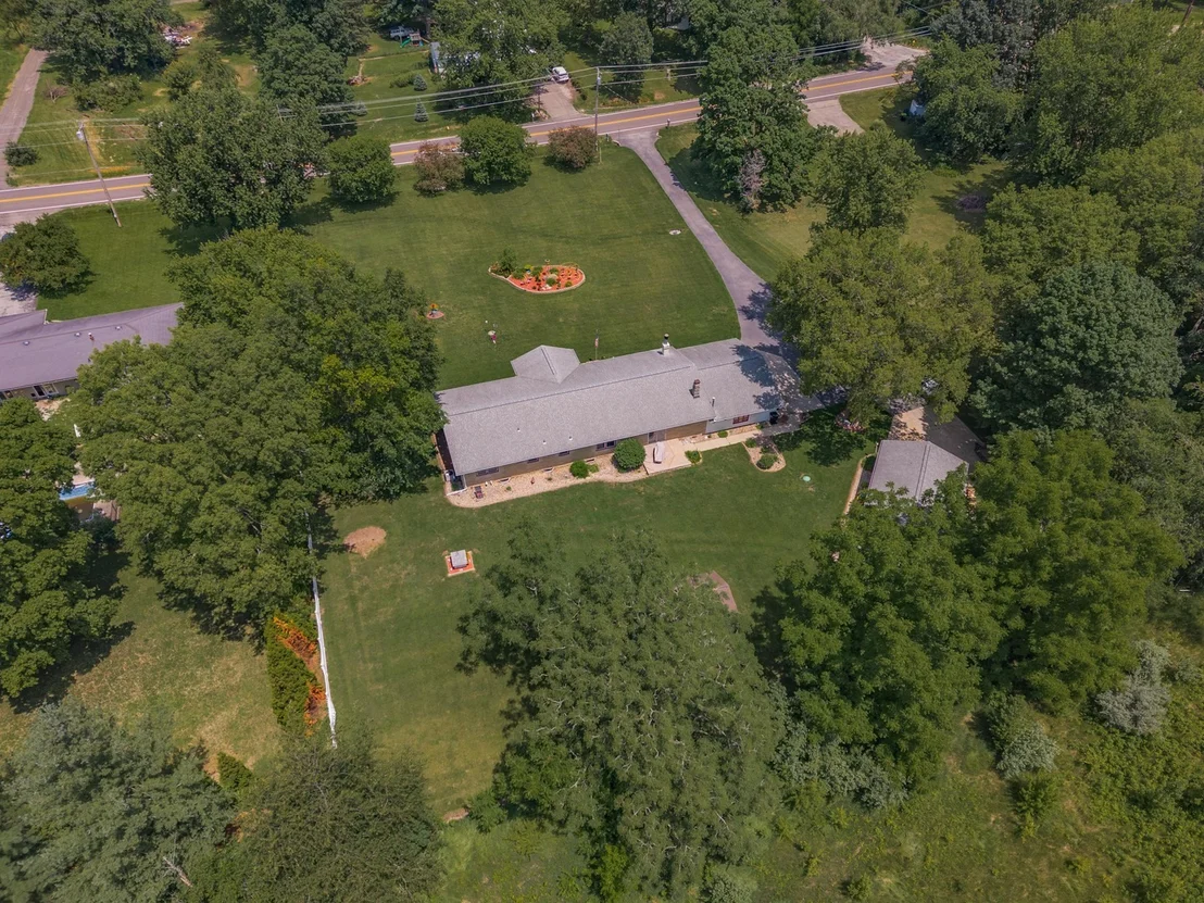 Photo of 1604 Six Points Road