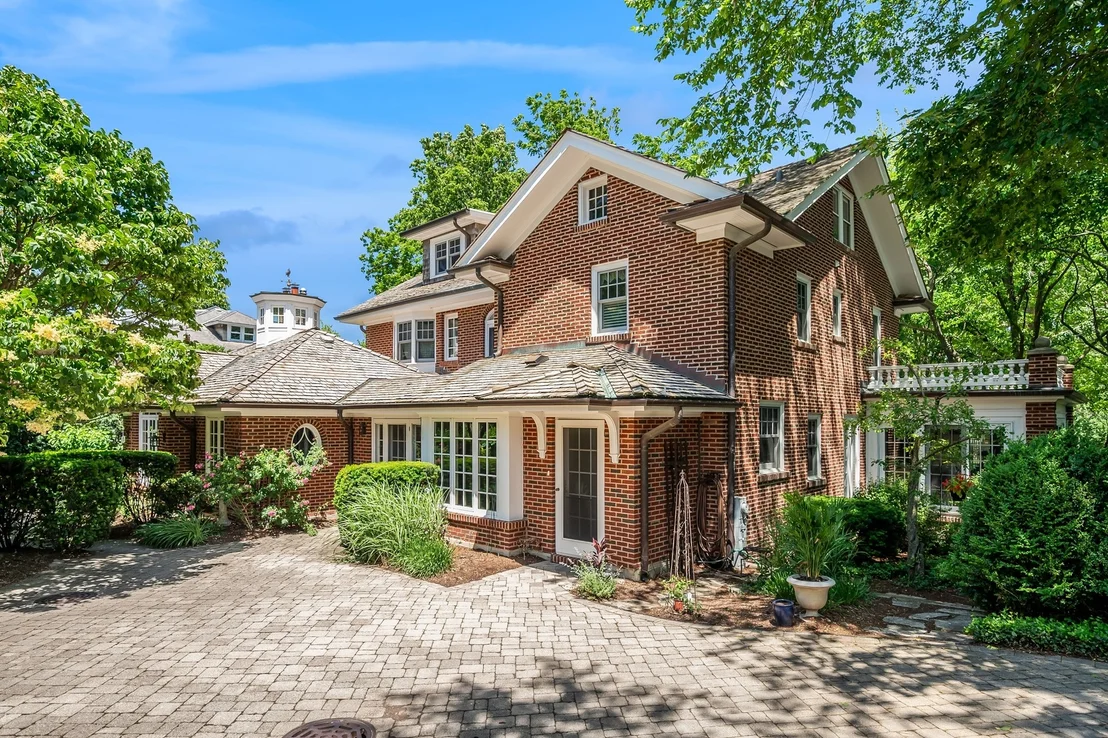Photo of 500 Maple Street