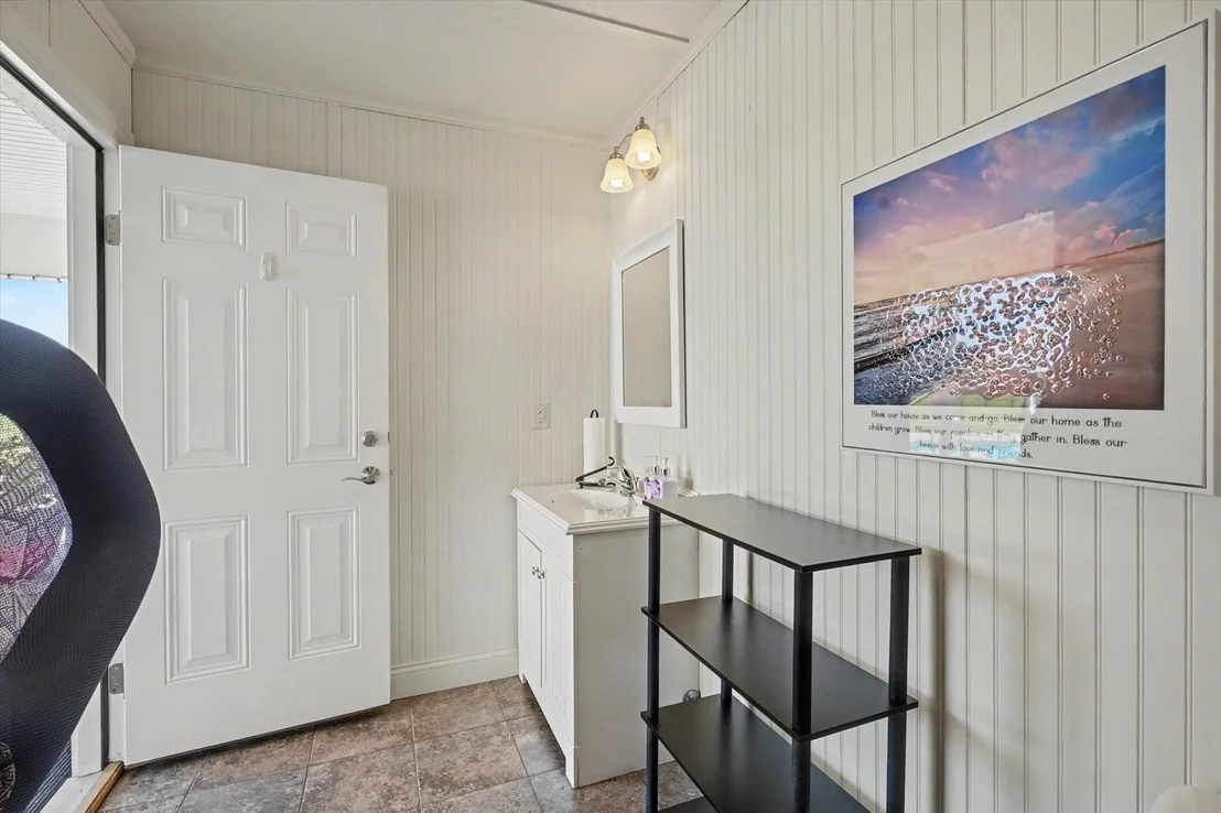 Photo of 1706 Mullikin Drive
