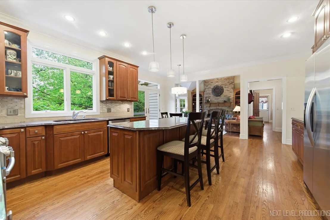 Photo of 1005 Stonehedge Road