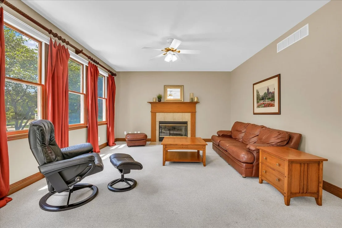 Photo of 2701 Summerhill Lane