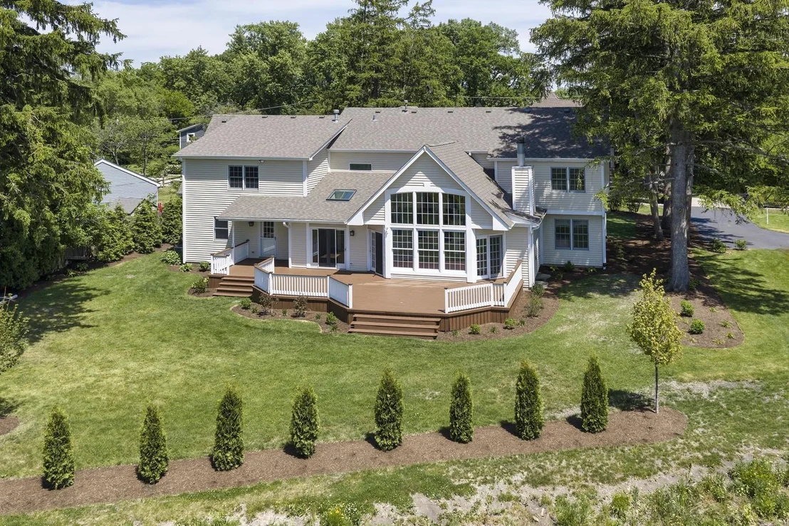 Photo of 2074 Greenview Road