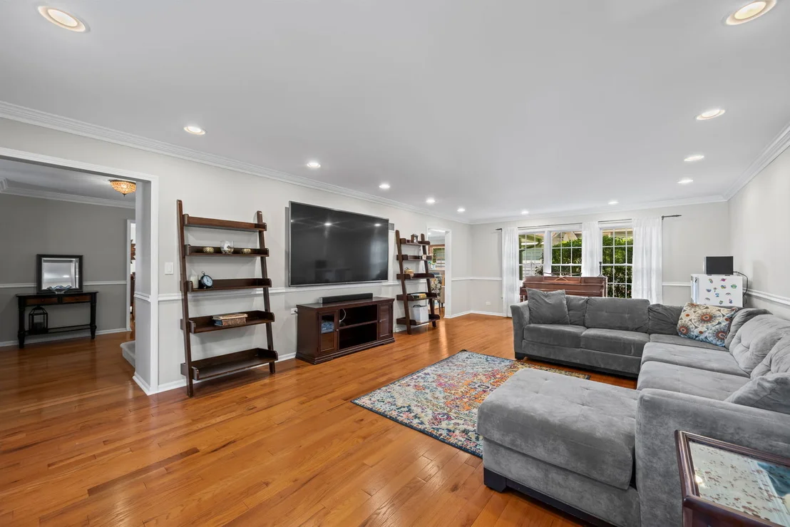 Photo of 530 PINECROFT Drive