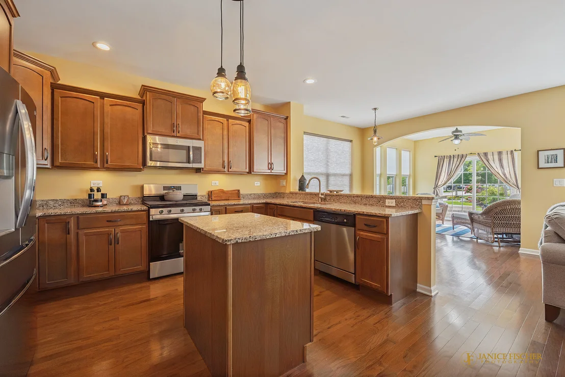 Photo of 545 N Falls Circle