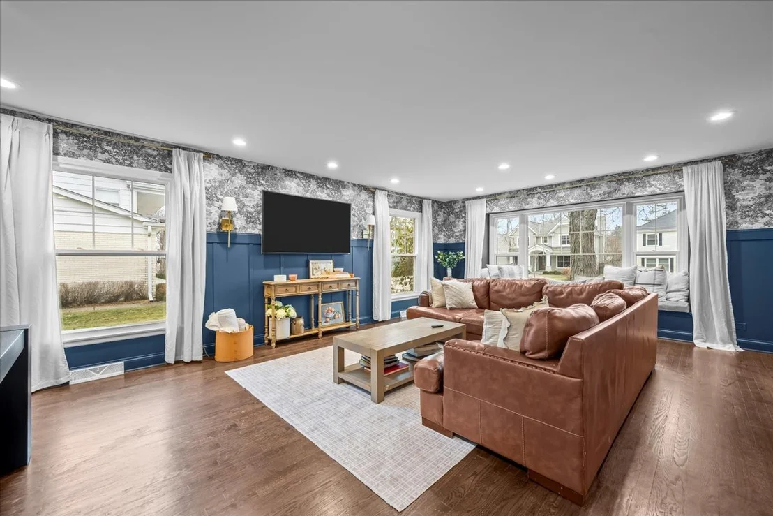 Photo of 520 Standish Drive