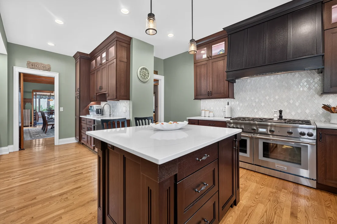 Photo of 729 W Downer Place