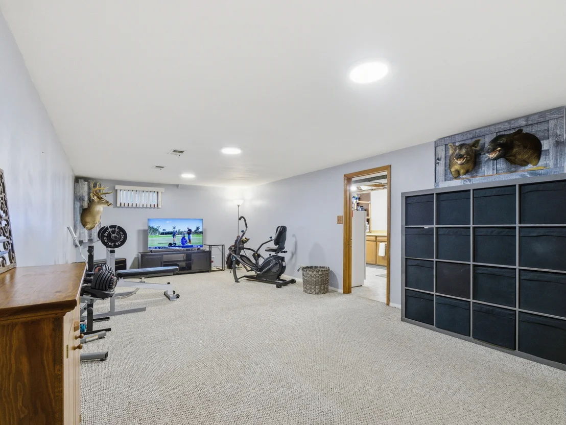 Photo of 237 N Pioneer Drive