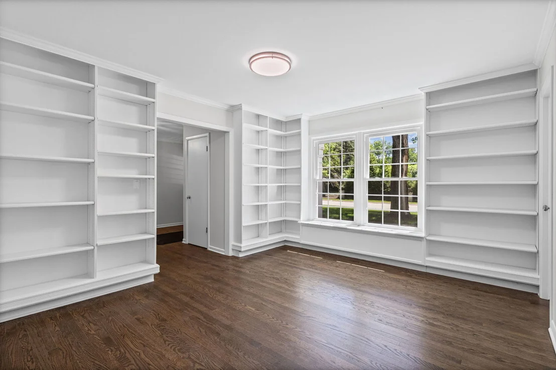 Photo of 1150 Willow Lane