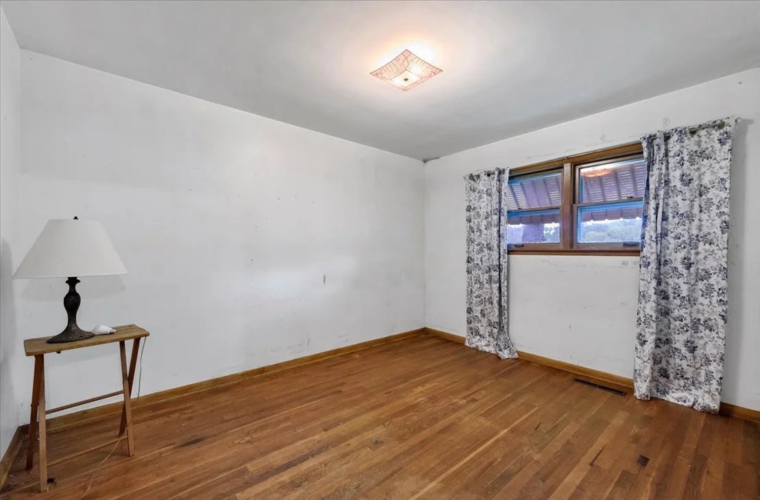 Photo of 5715 Fox Lake Road
