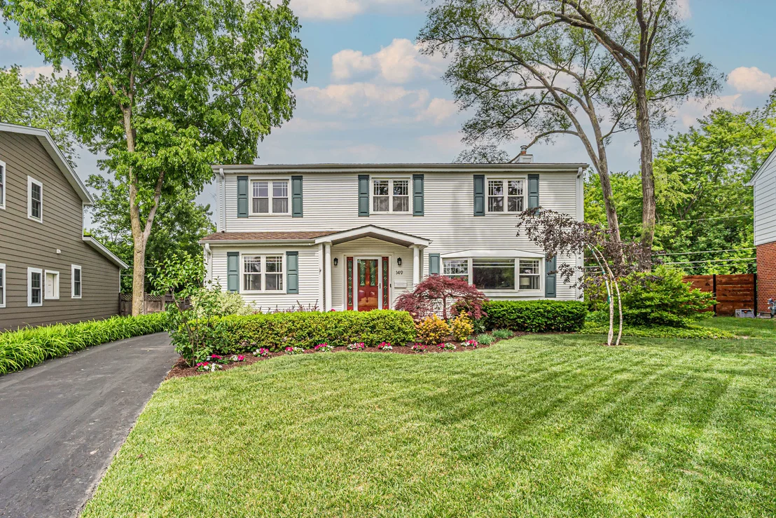Photo of 149 FORESTWAY Drive