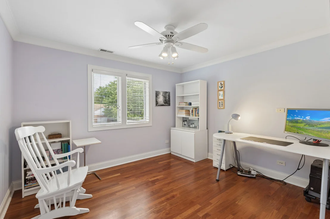 Photo of 860 Kenton Road