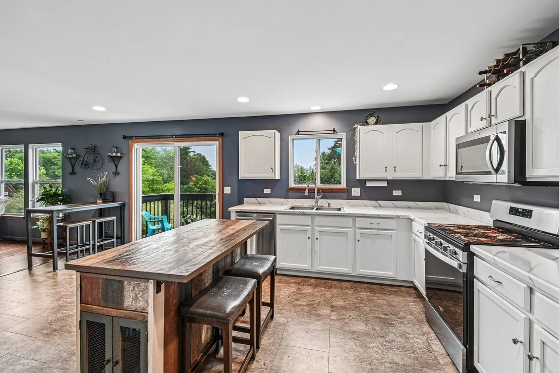 Photo of 1922 Hemlock Drive