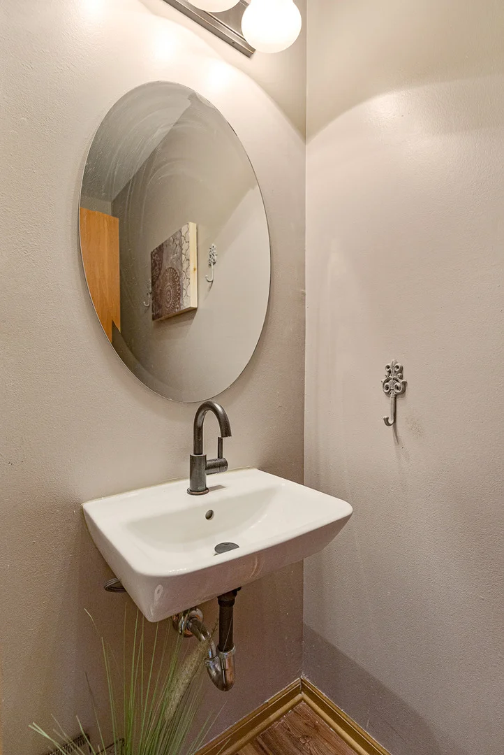 Photo of 775 Hyacinth Lane