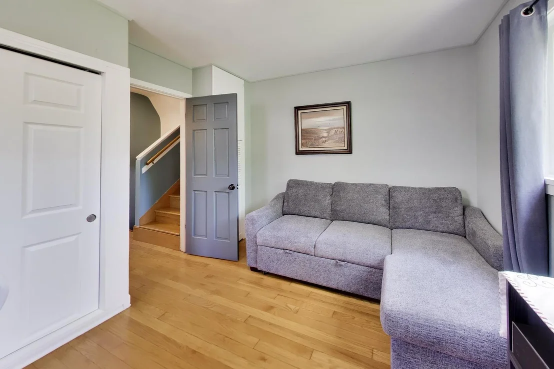 Photo of 2711 Elgin Road
