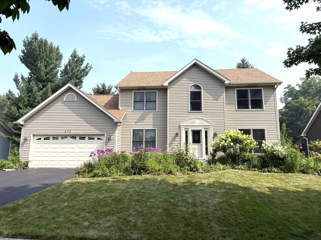 Photo of 505 BOARDMAN Circle