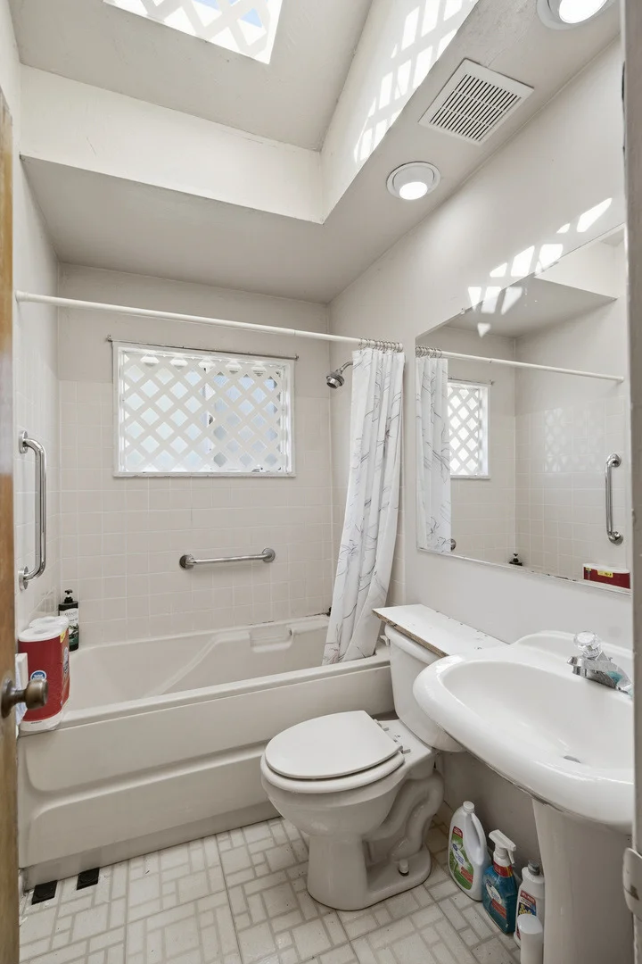 Photo of 75 Maricopa Lane
