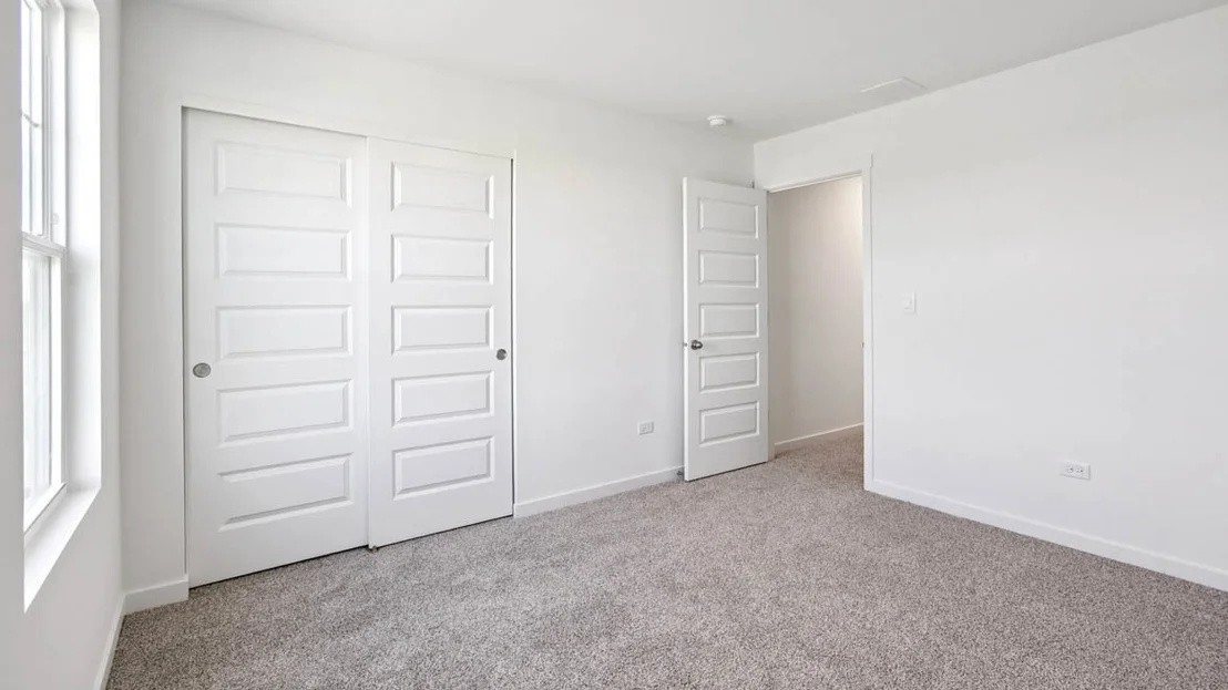 Photo of 998 Emerald Drive