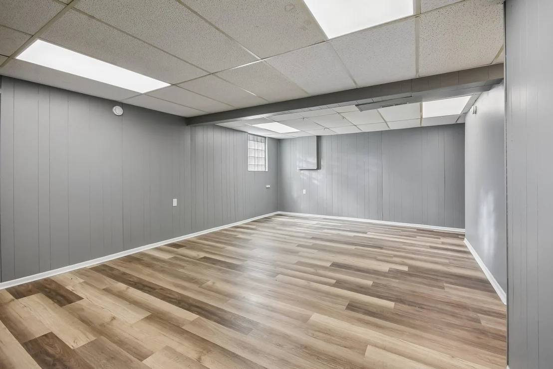 Photo of 151 E Maple Drive