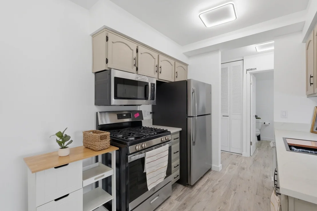 Photo of Unit 112 at 1500 Robin Circle