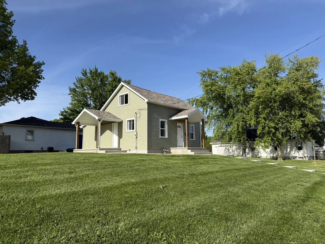 Photo of 2703 Main Street