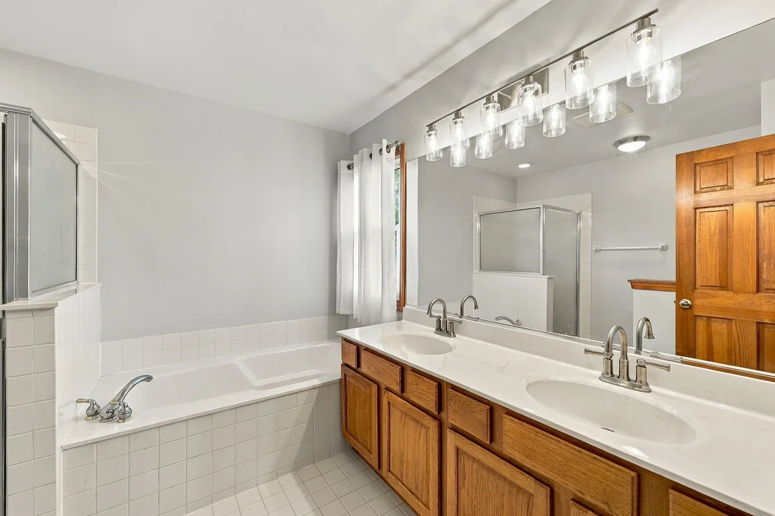 Photo of 170 Salford Drive