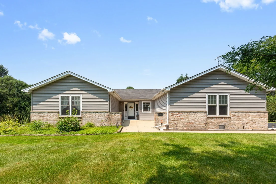 Photo of 392 Jean Street