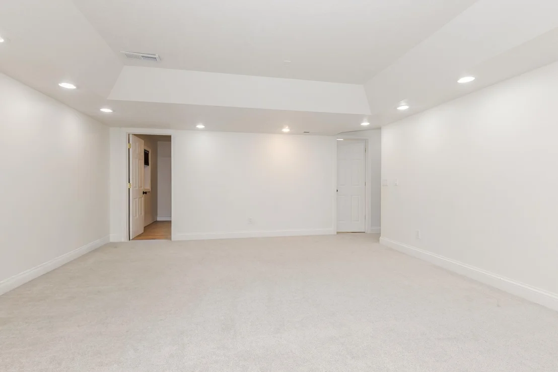 Photo of 980 Balsam Road