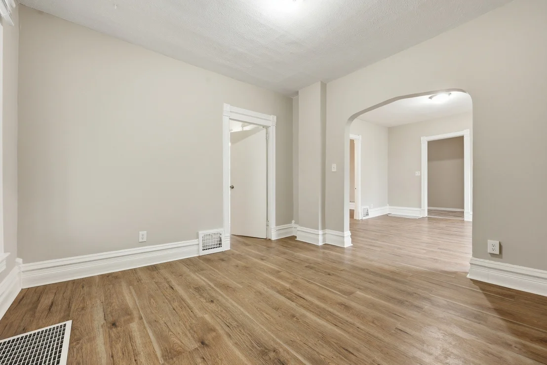 Photo of 835 Oak Street